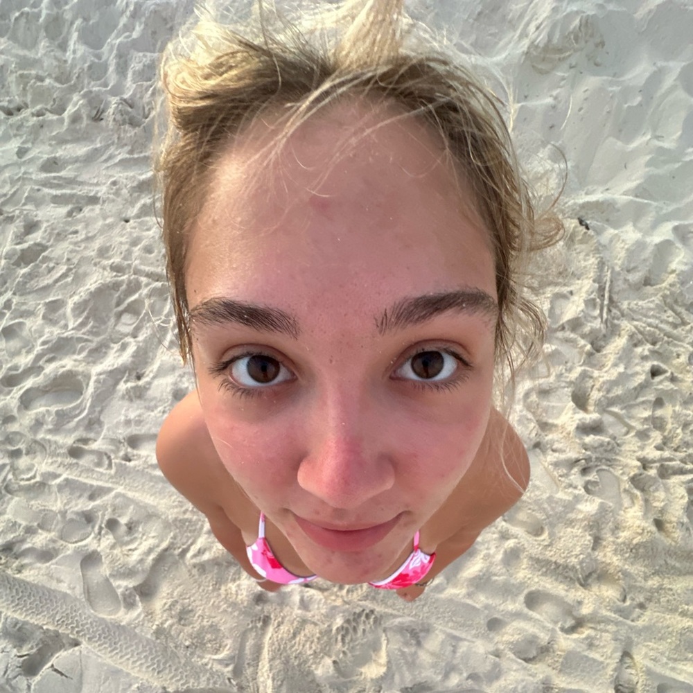 Meet your Posher, Addie
